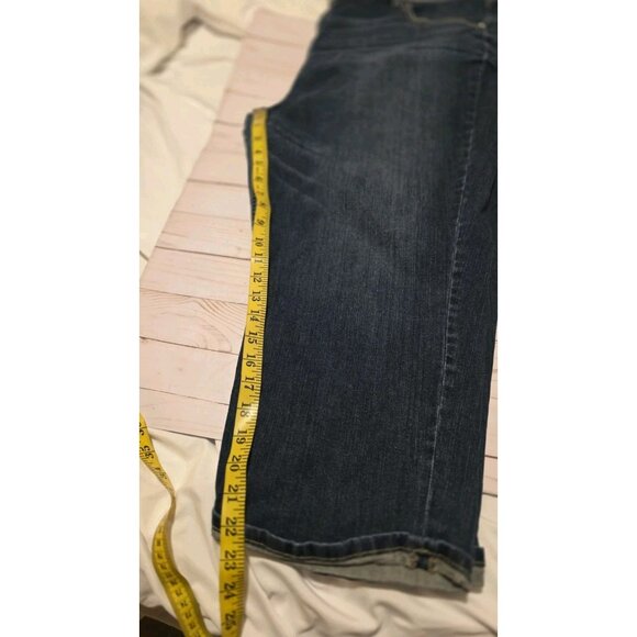 Apt 9 Capri Jeans Womens 22W Blue Straight Leg Denim Cuffed Rhinestone Bedazzle - Picture 11 of 11